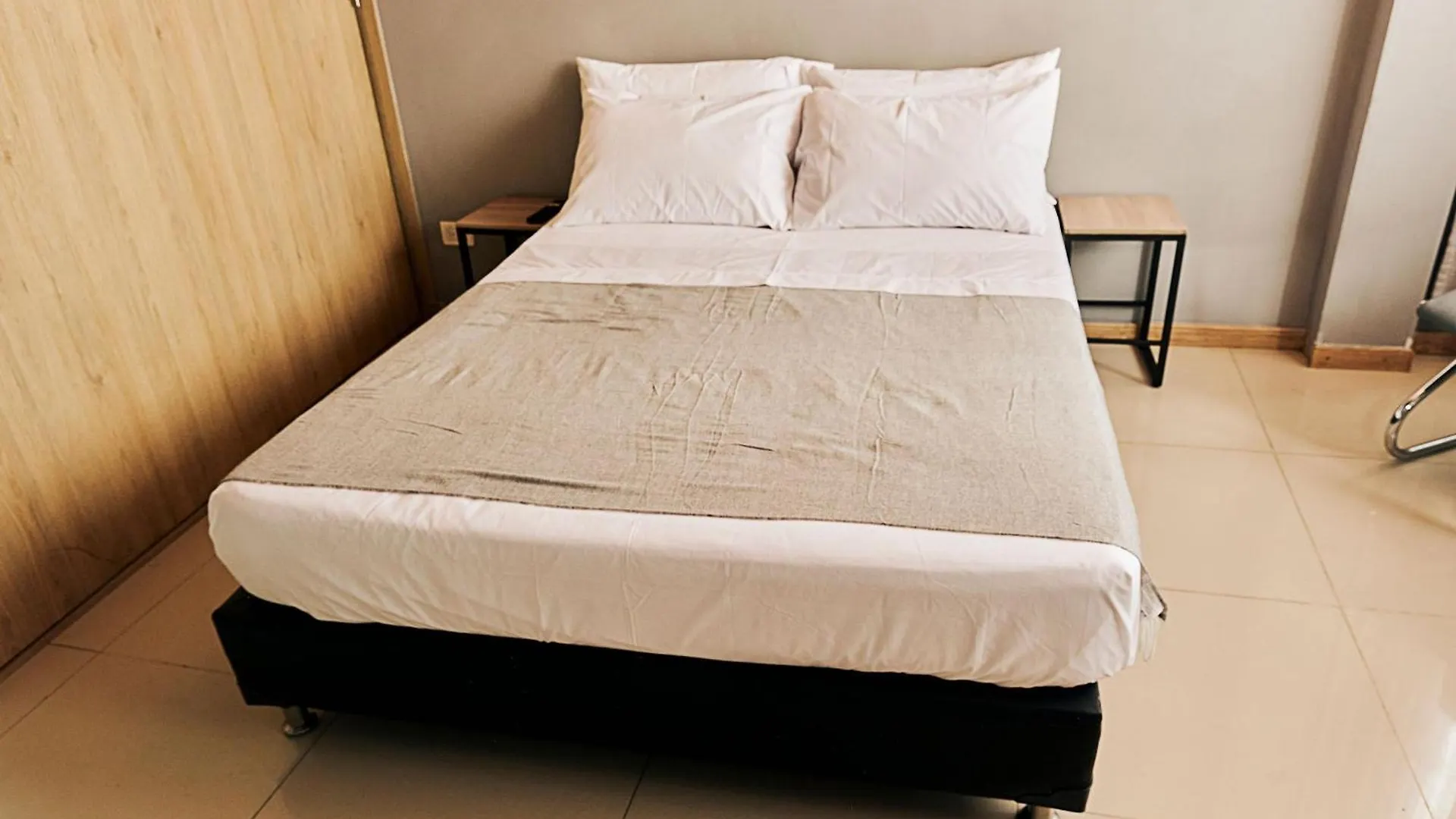 Apartamentos Y Loft Laureles Medellin 0*,  Colombia
