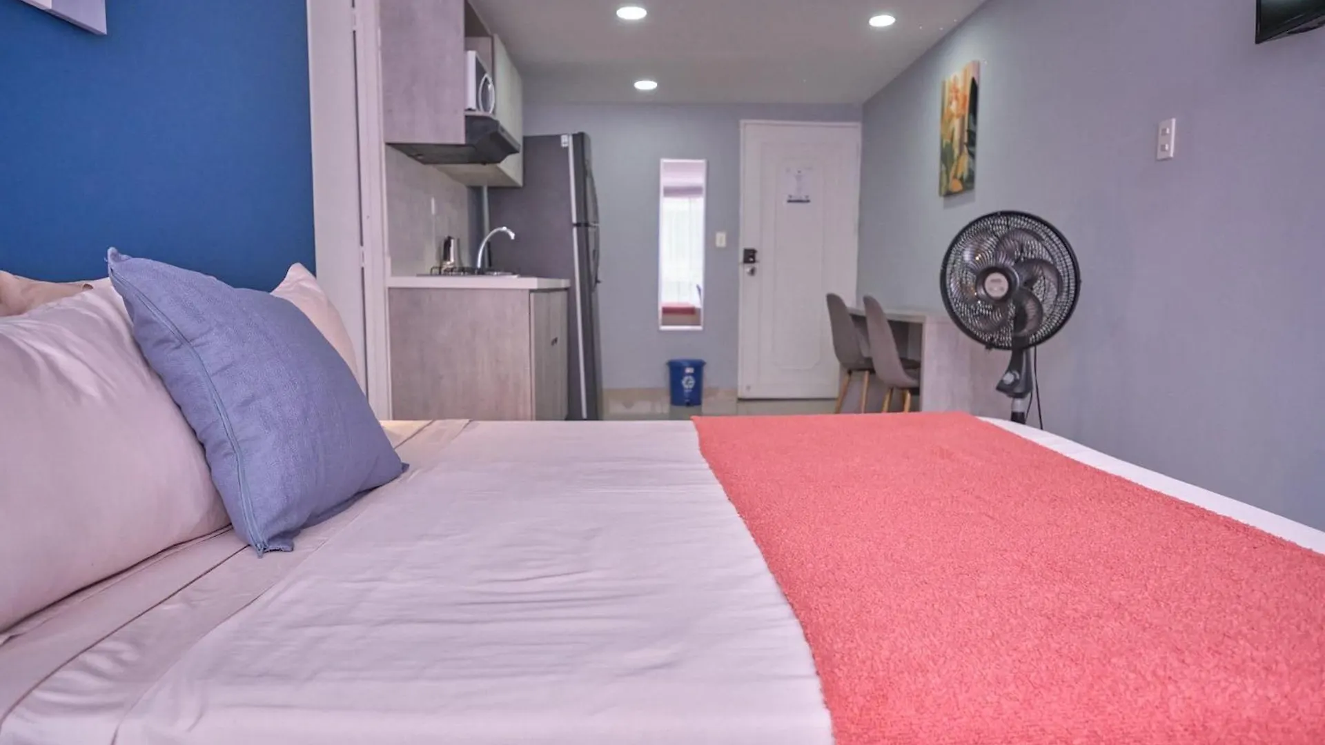 Apartamentos Y Loft Laureles Medellín 0*,